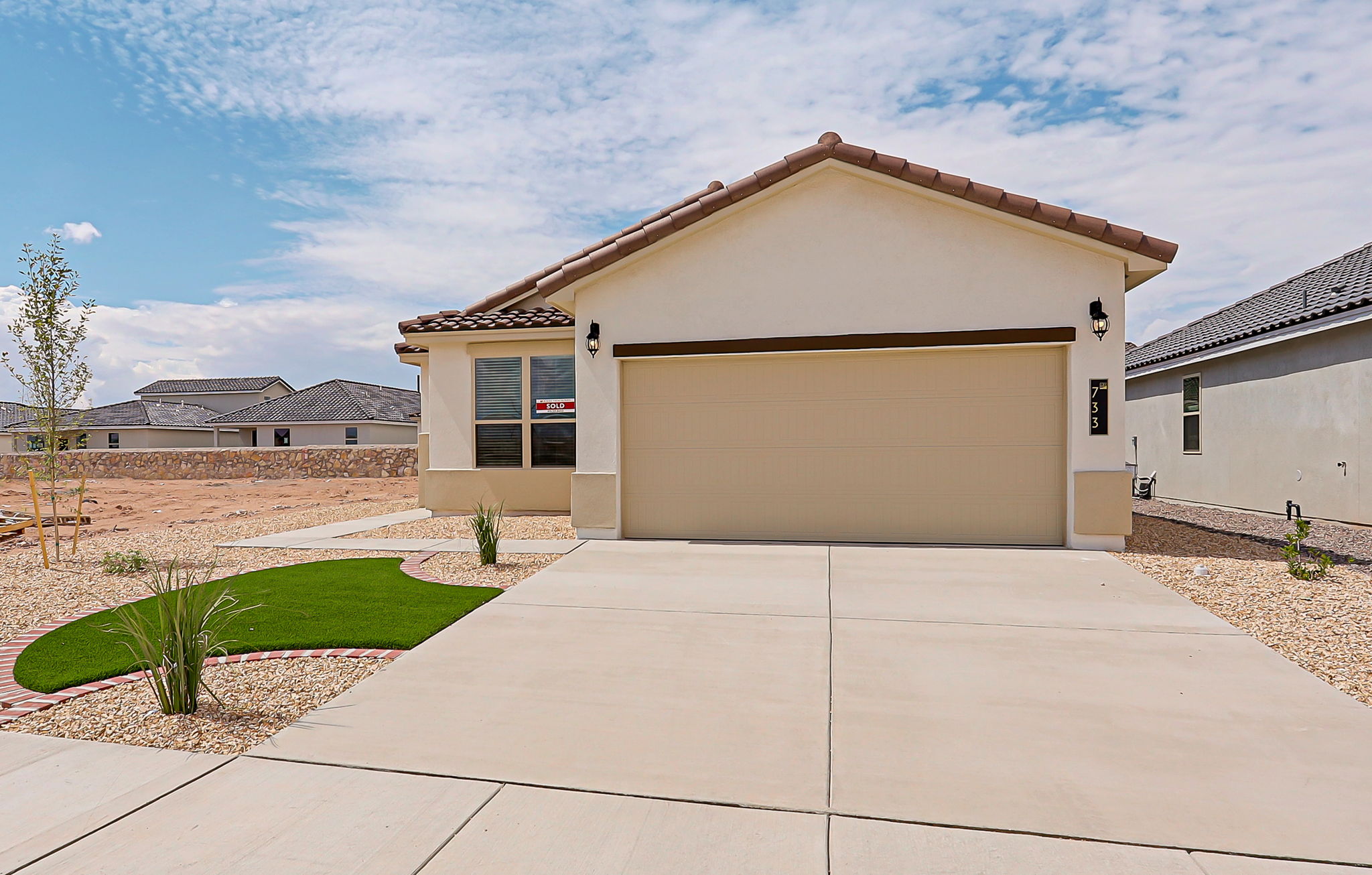 DesertWillow_1381_l-transtional exterior